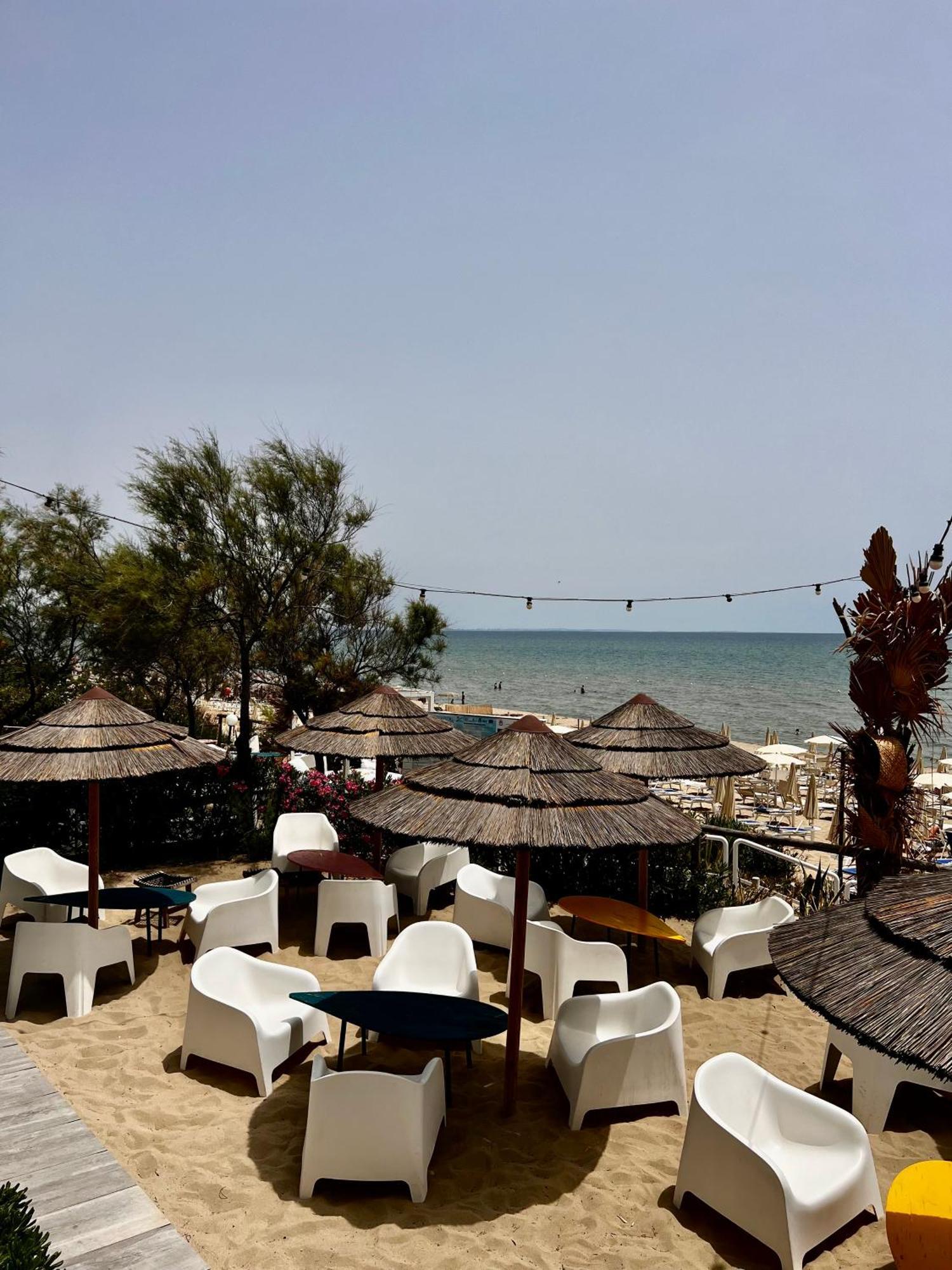 Pinea B&B Castellaneta Marina Buitenkant foto